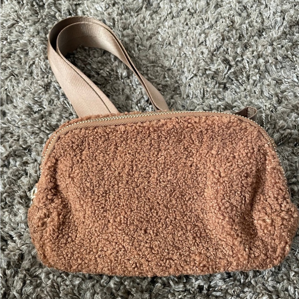 Brown fanny pack